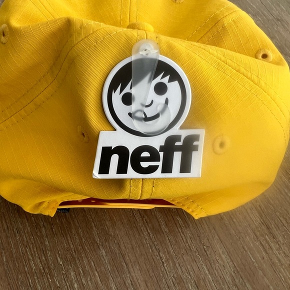 3/$30 bundle deal! Neff Feel Real Cap. New with tags. Never worn! - Picture 3 of 5